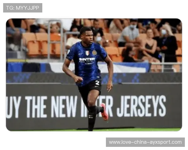 国米右路突破与中路结合的致命进攻，门前补射成就精彩瞬间