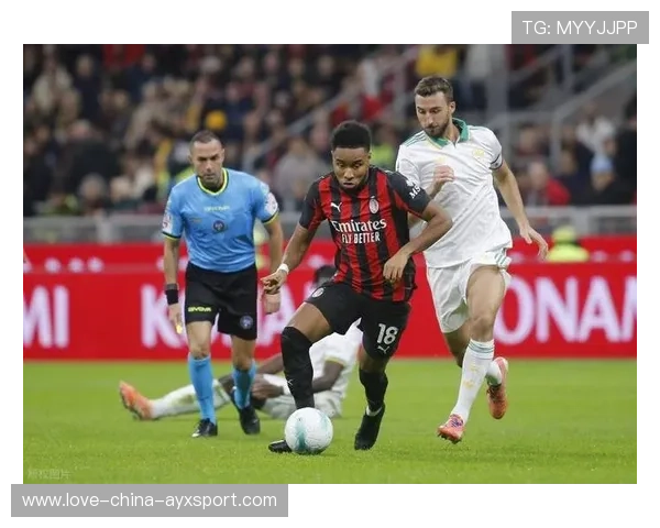 AC米兰肋部渗透表现出色，莱奥射门被门柱拒绝